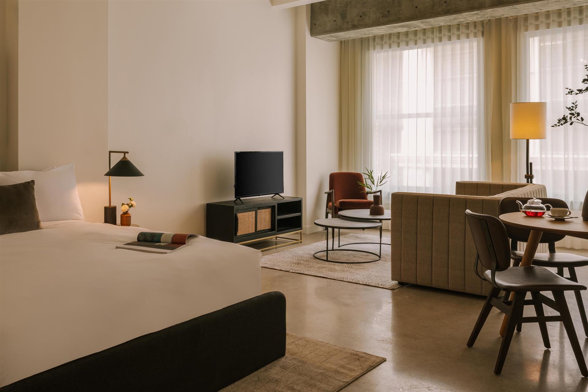 Sonder The Craftsman Apartments Downtown LA image