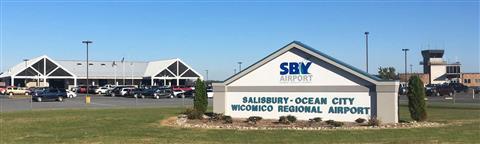 索尔兹伯里地区机场