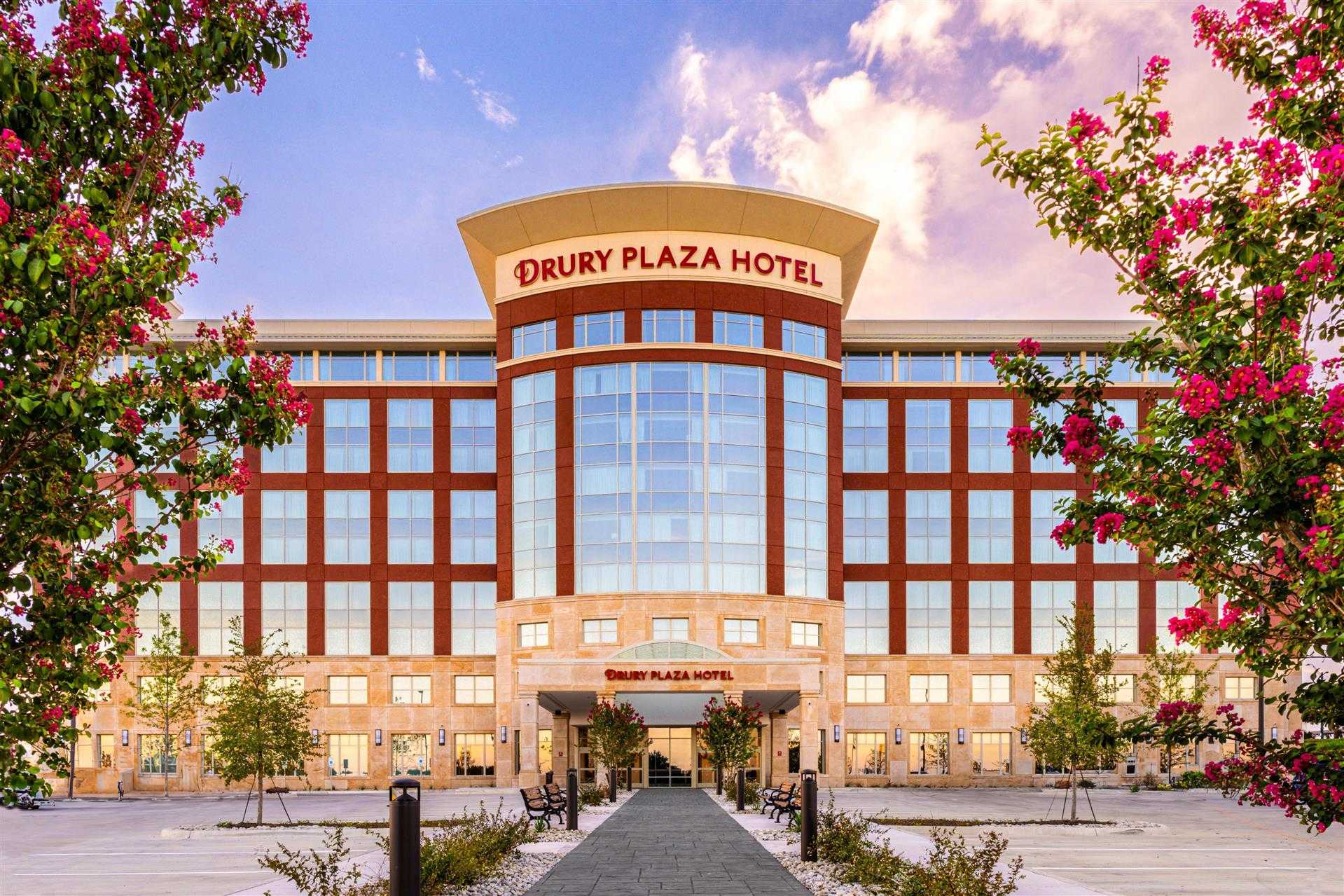 Drury Plaza Hotel Dallas Arlington a Arlington, TX