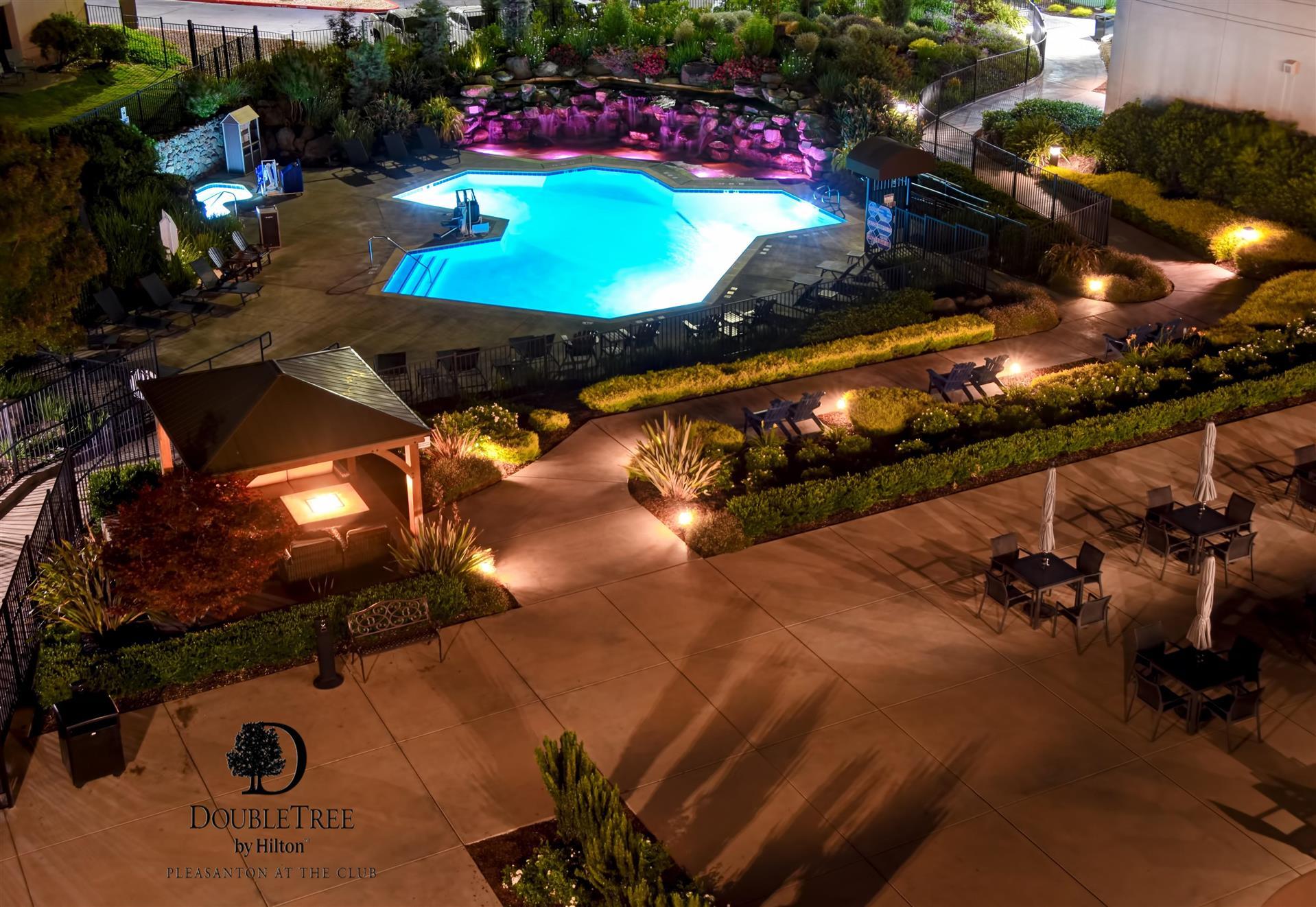 DoubleTree by Hilton Hotel Pleasanton at the Club image