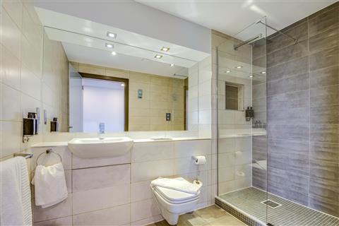 Roomzzz Aparthotel - Chester City a Chester, GB1