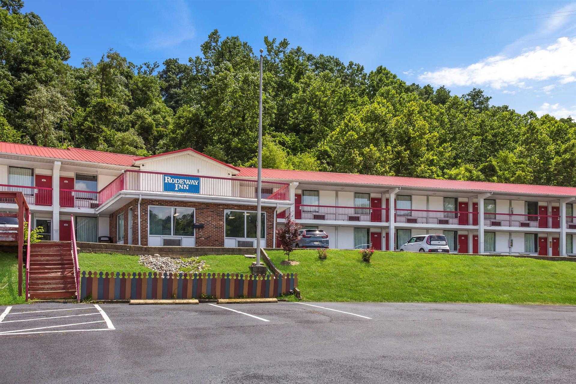 Rodeway Inn South Point in South Point, OH