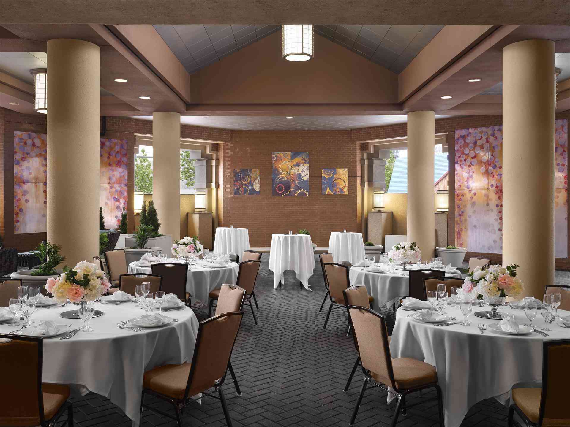 Hilton Arlington in Arlington, VA