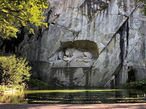 Lion Monument