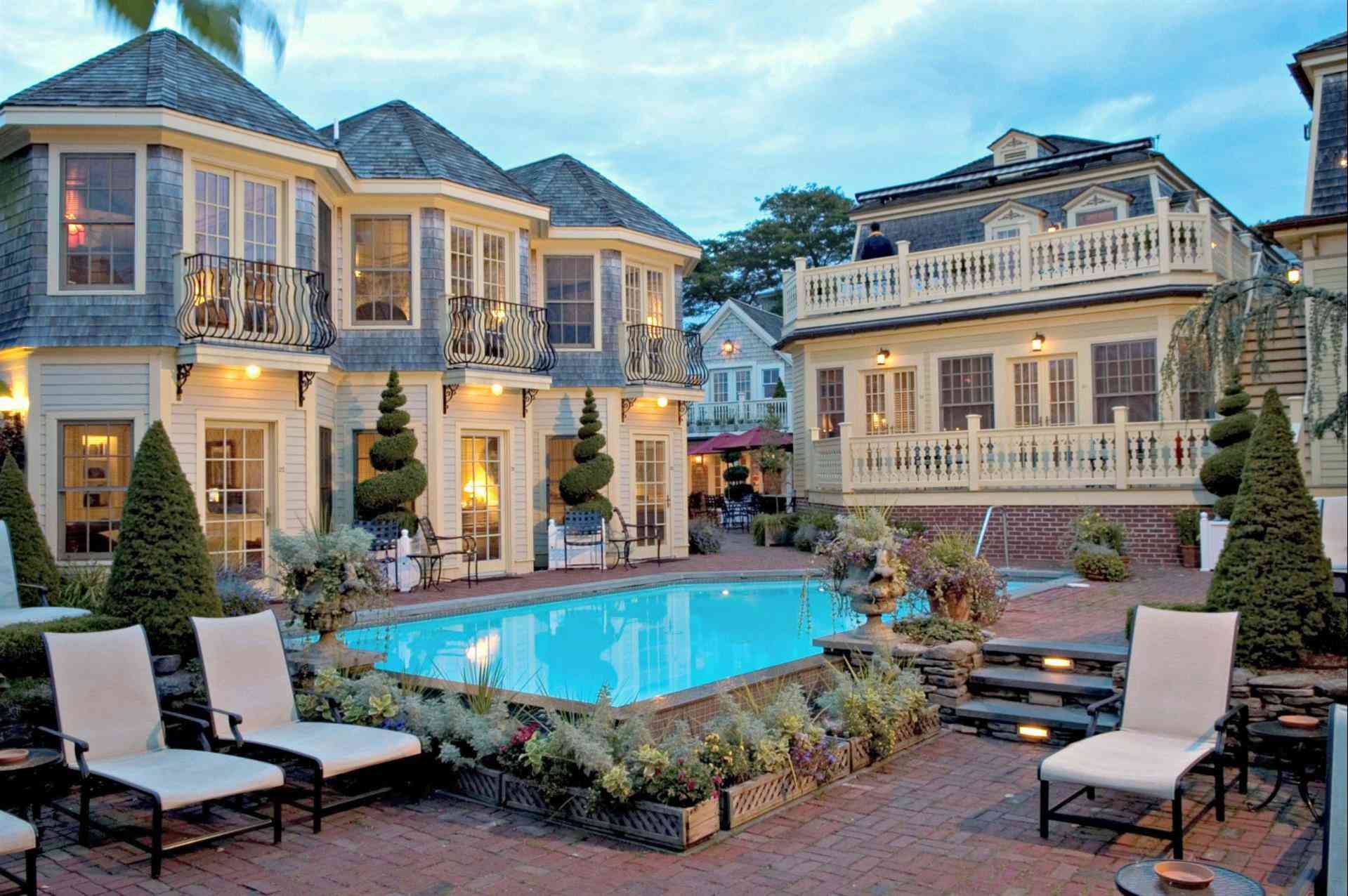 Brass Key Guesthouse em Provincetown, MA