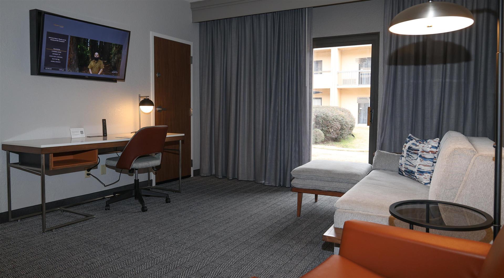 Courtyard by Marriott Little Rock West image