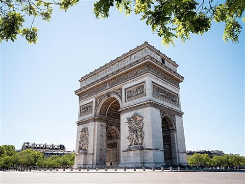 Arc De Triomphe