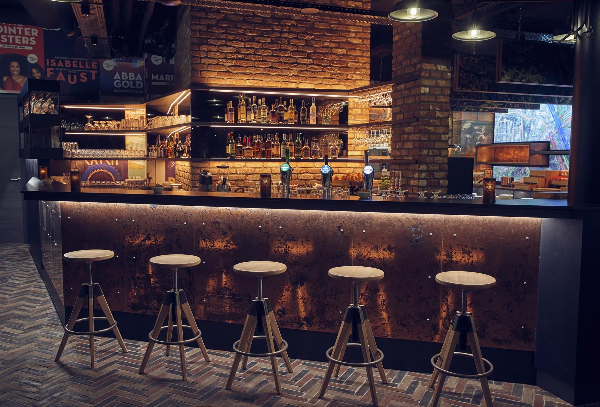 รูปสถานที่จัดงาน