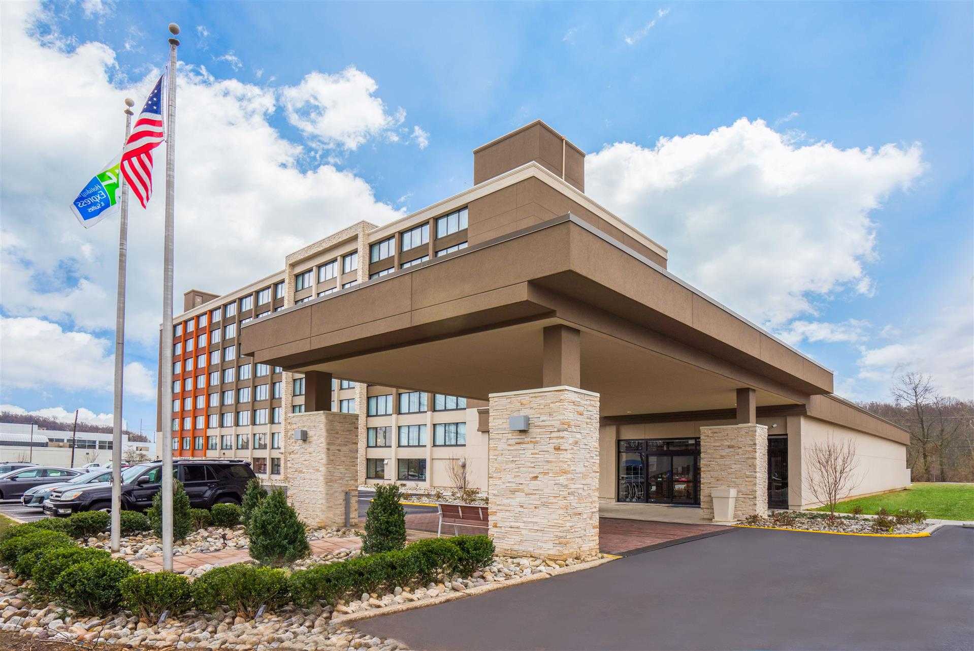 Holiday Inn Express & Suites Fort Washington - Philadelphia in ฟอร์ตวอชิงตัน, PA