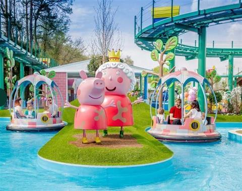Семейный парк отдыха Paultons и мир свинки Пеппы