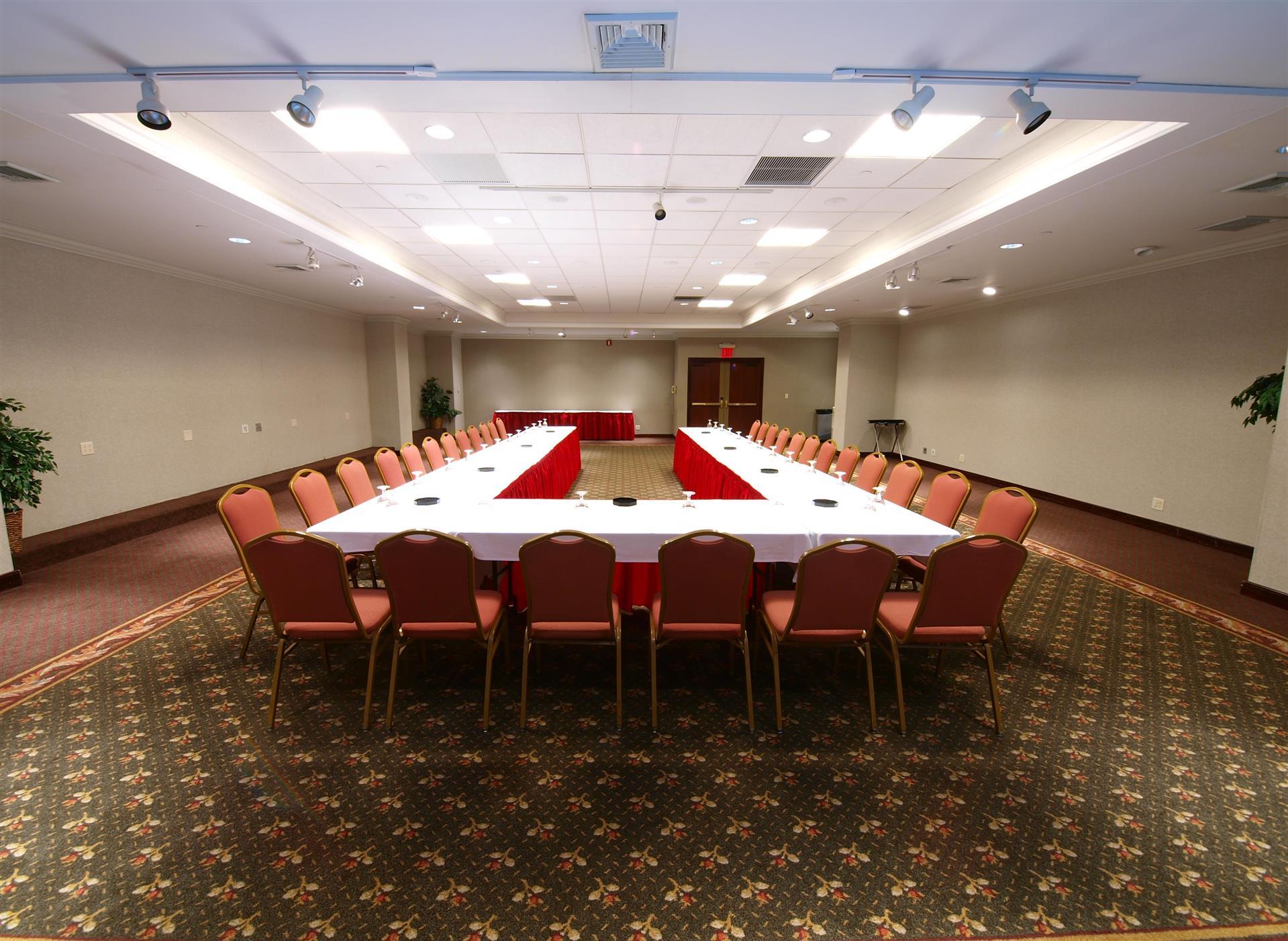 Изображение помещения для встречи