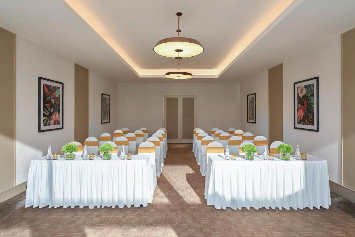 Изображение помещения для встречи