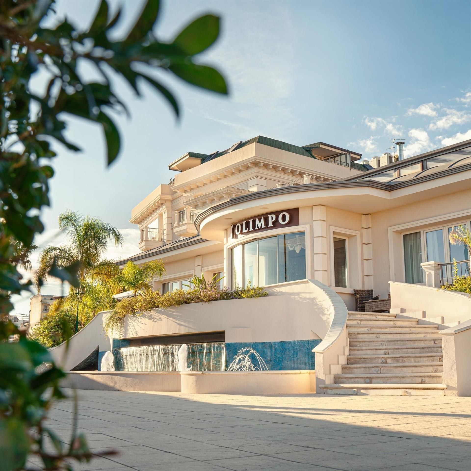 รูปสถานที่จัดงาน