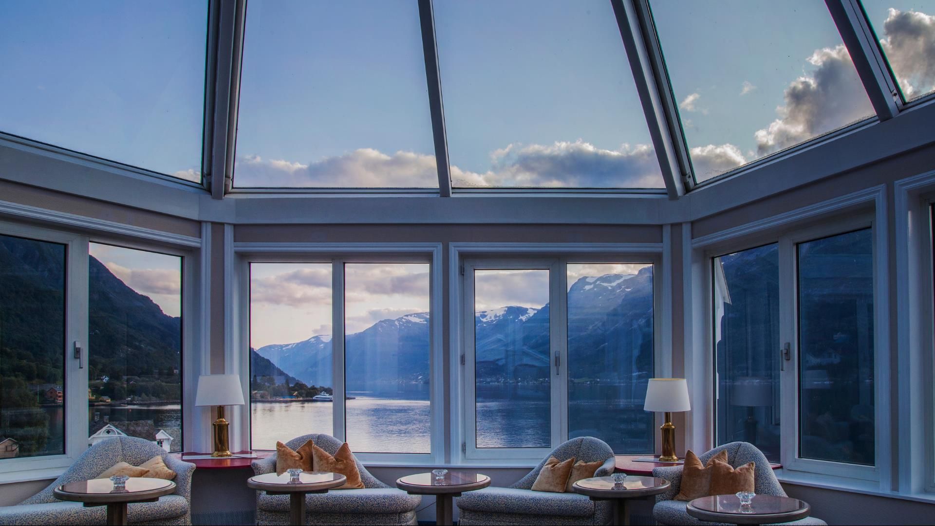 รูปสถานที่จัดงาน