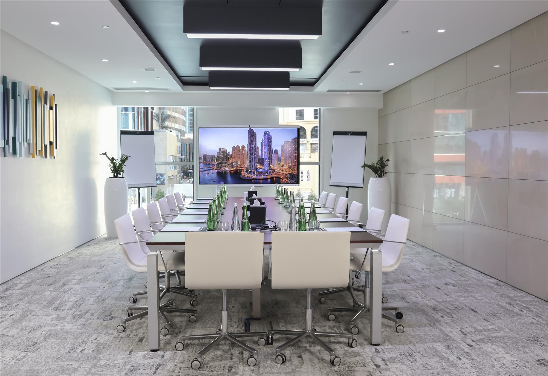 ミーティングルームの画像