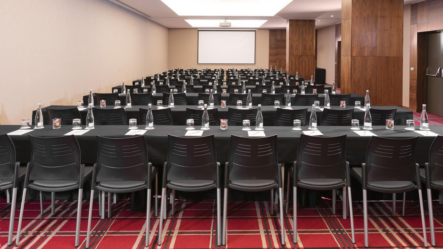 รูปสถานที่จัดงาน