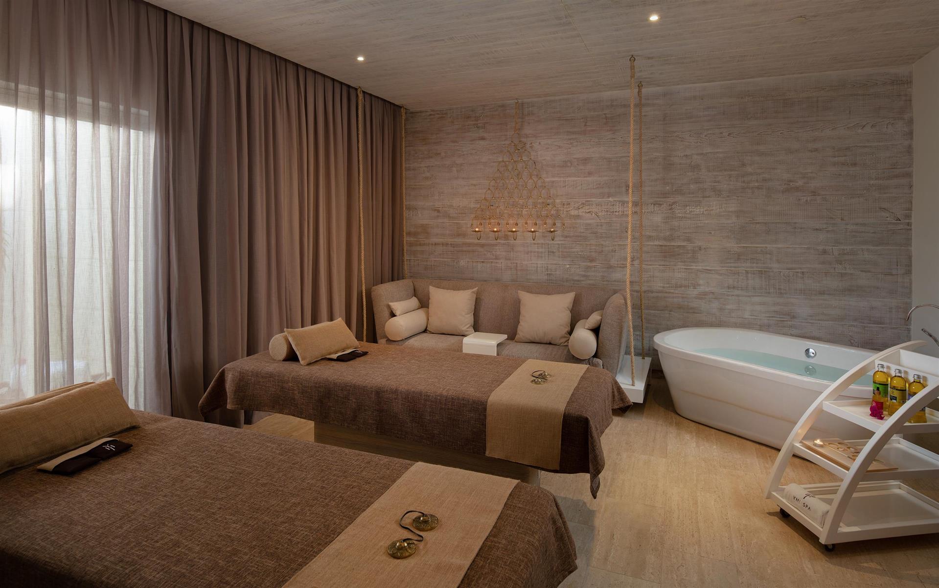 Elevate Your Group Experience with Resort Coupons bild