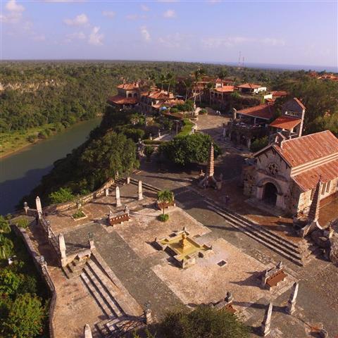Altos de Chavon