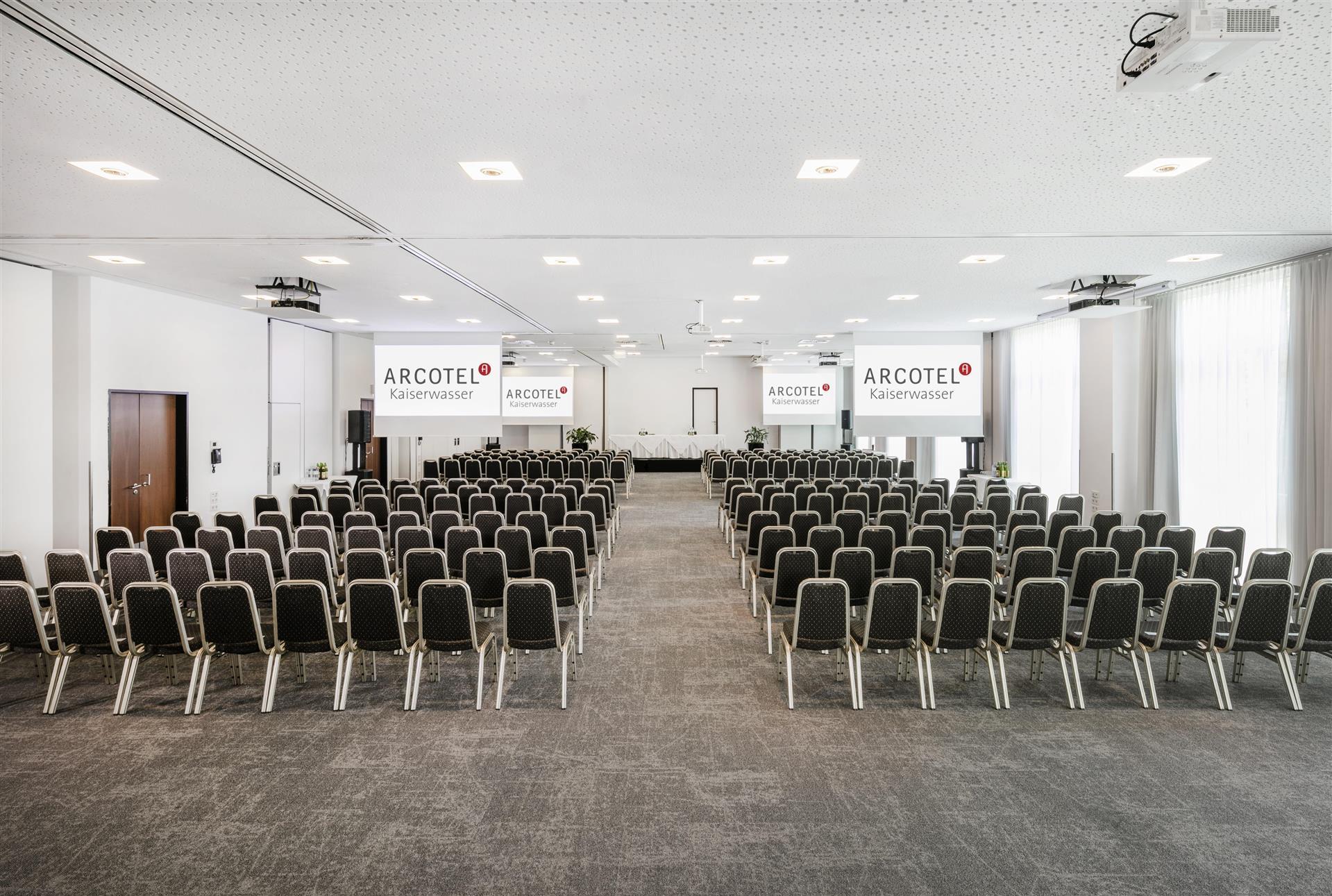 Изображение помещения для встречи