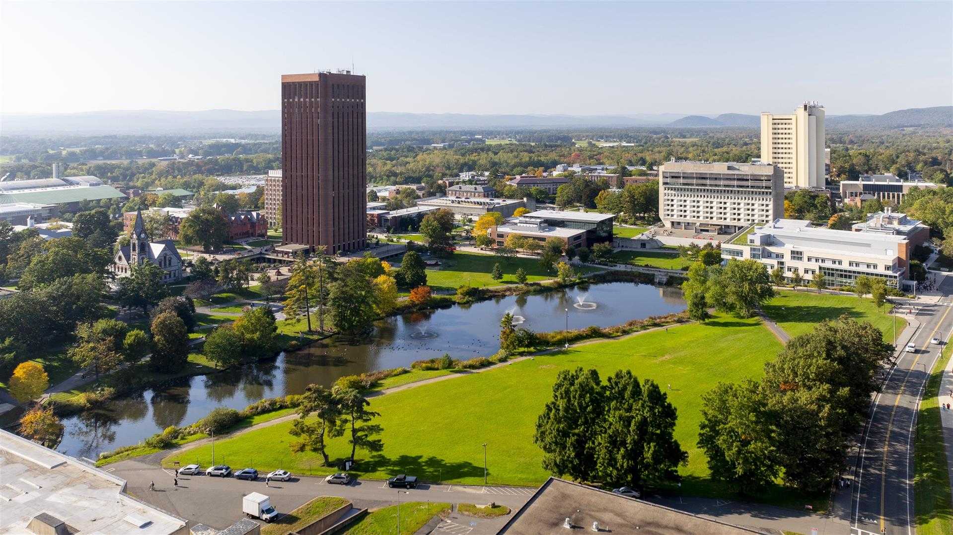 Hotel UMass в Amherst, MA