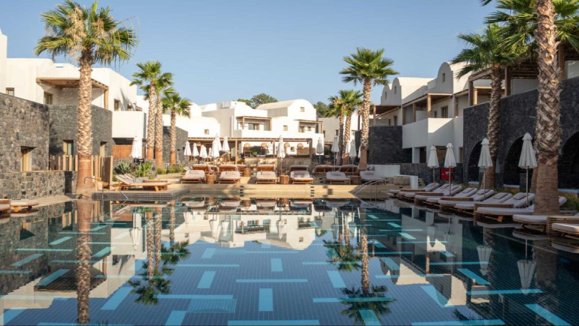 Radisson Blu Zaffron Resort, Santorini в Santorini, GR