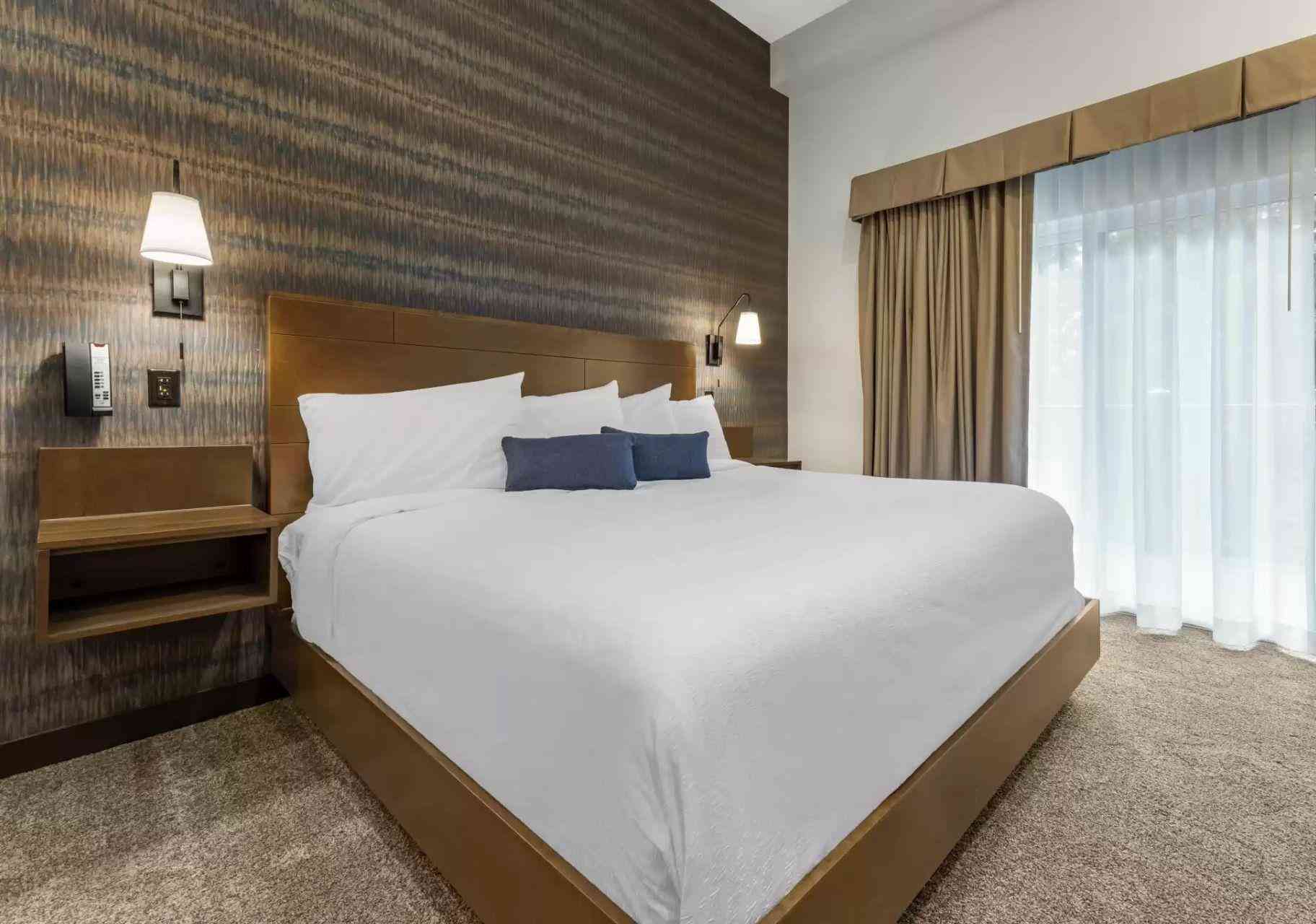 The Cranberry Ascend Hotel Collection, Morgantown, WV