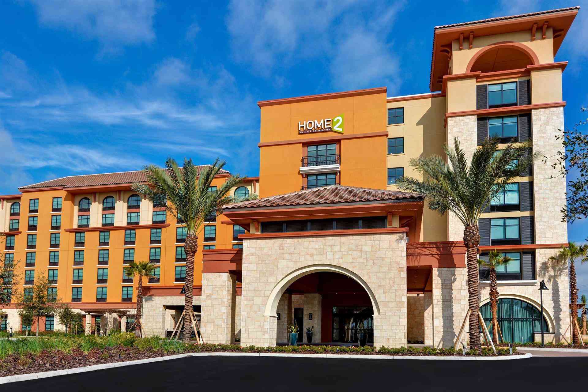 Home2 Suites by Hilton Orlando at FLAMINGO CROSSINGS Town Center à Winter Garden, FL