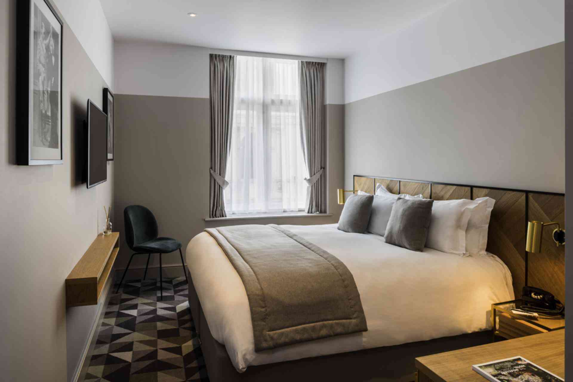 Victory House Hotel in London, GB1