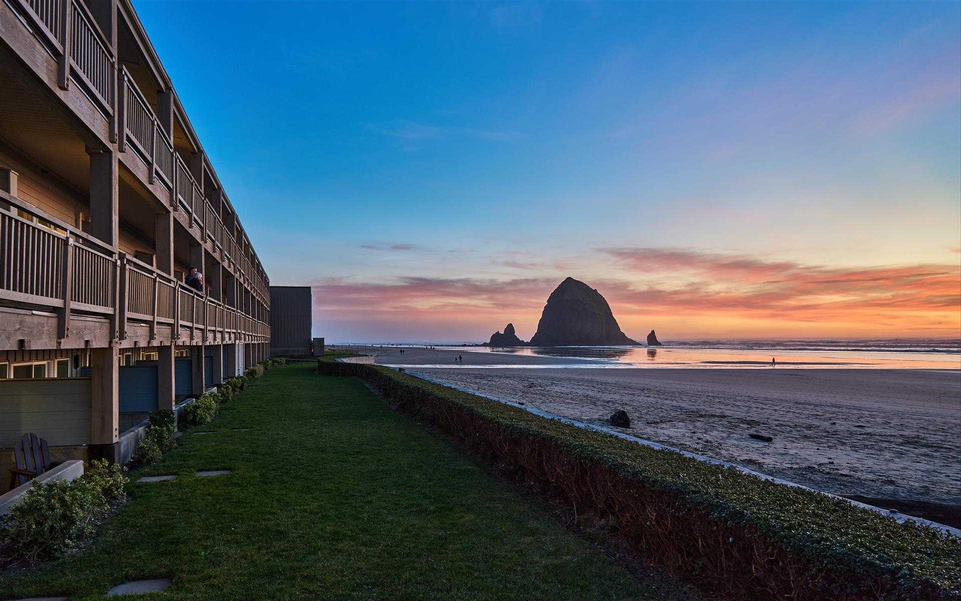 Surfsand Resort en Playa Cannon, OR