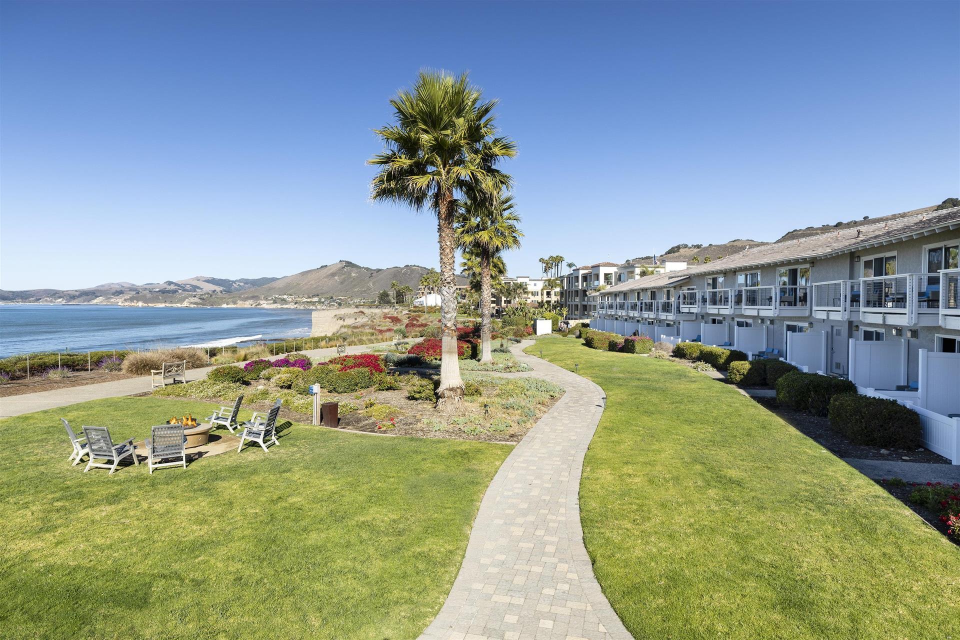 Spyglass Inn image