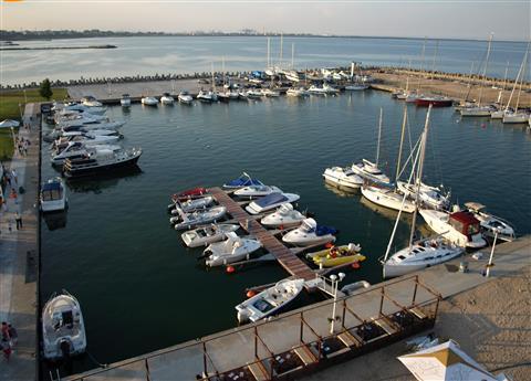 Cruises and water sports