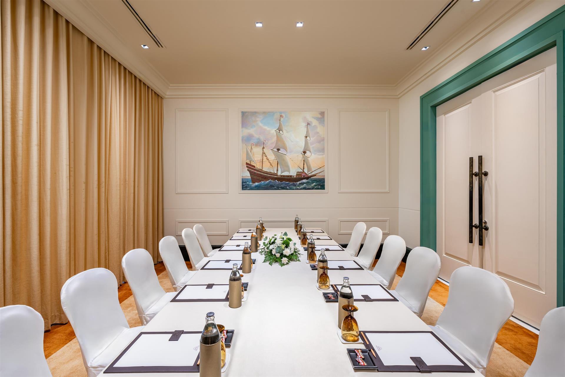 Изображение помещения для встречи