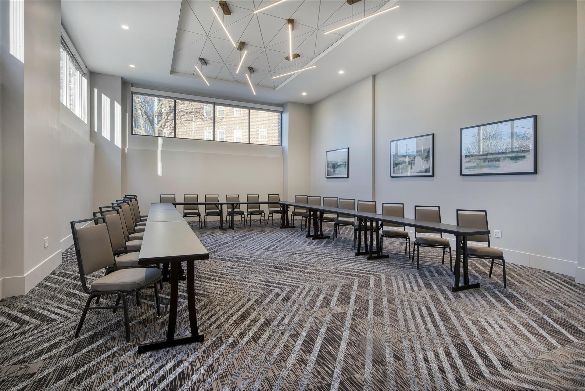 Изображение помещения для встречи