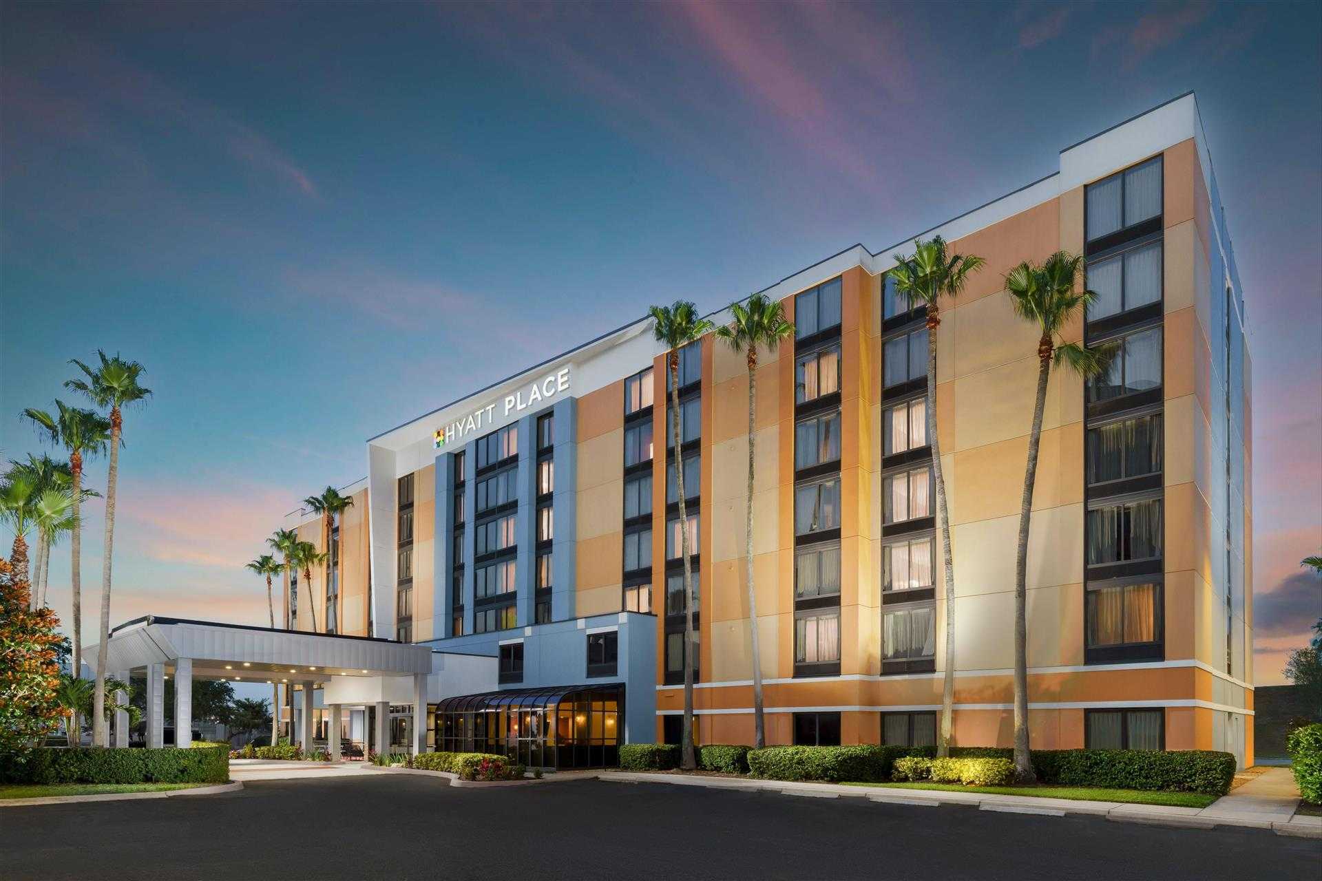 Hyatt Place across from Universal Orlando Resort в Orlando, FL