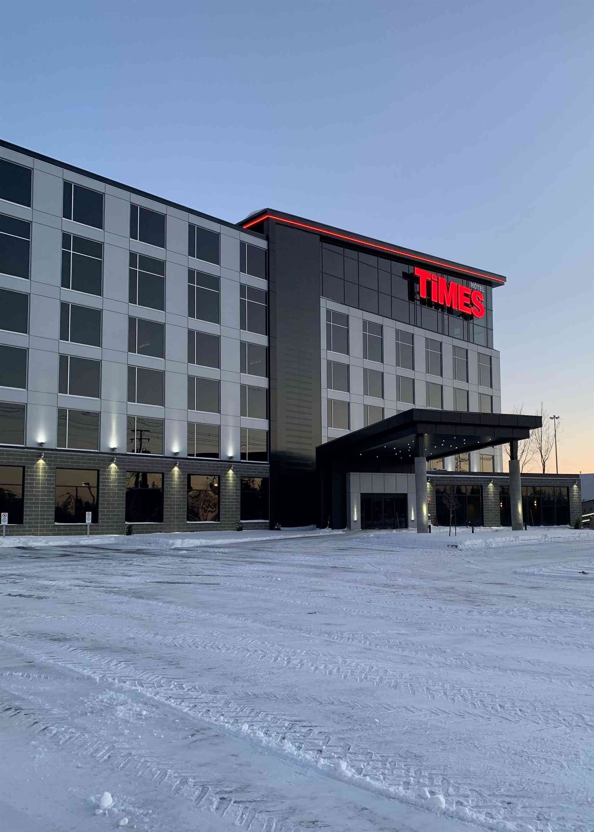 Grand Times Hotel Blainville a Blainville, QC