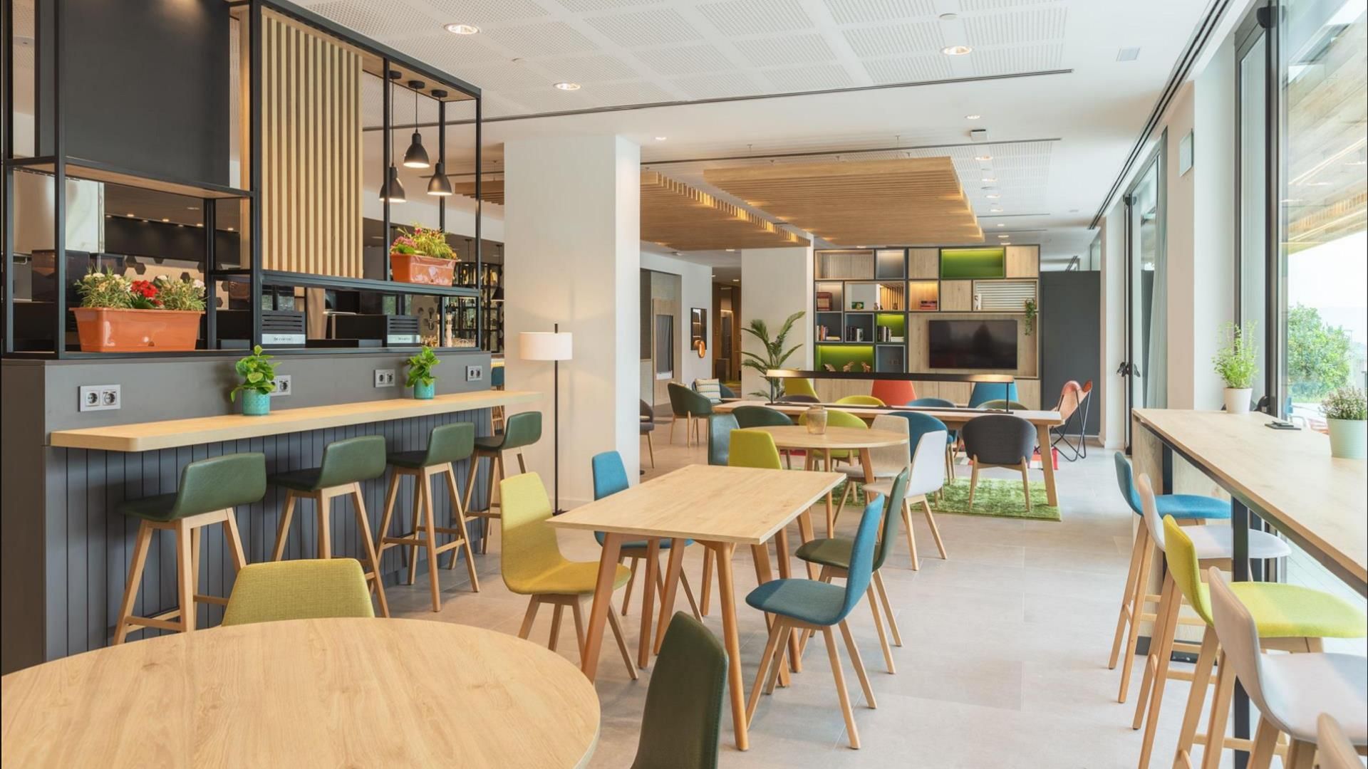 รูปสถานที่จัดงาน