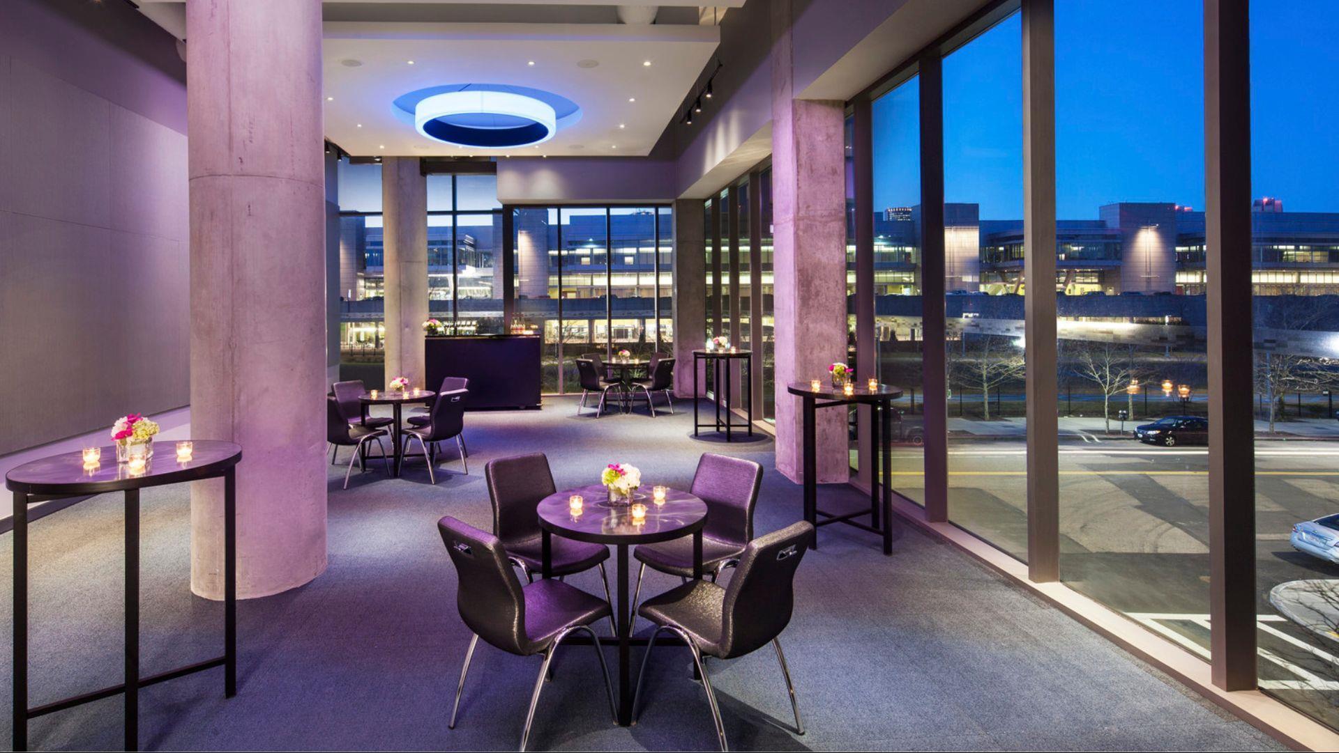 Aloft Boston Seaport District image