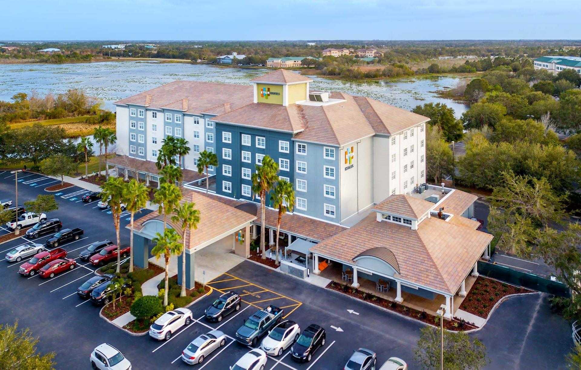 EVEN Hotel Sarasota-Lakewood Ranch в Сарасота, FL