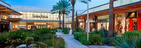 Shops at La Cantera