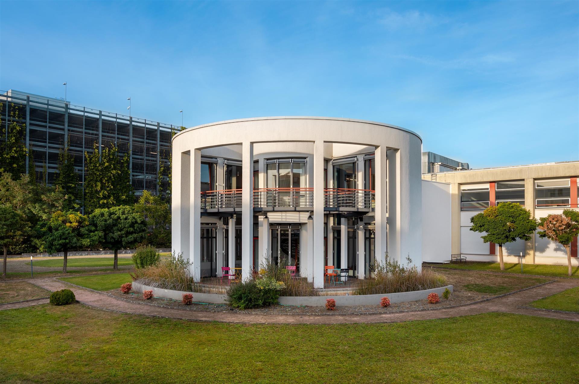 greet hotel Darmstadt image