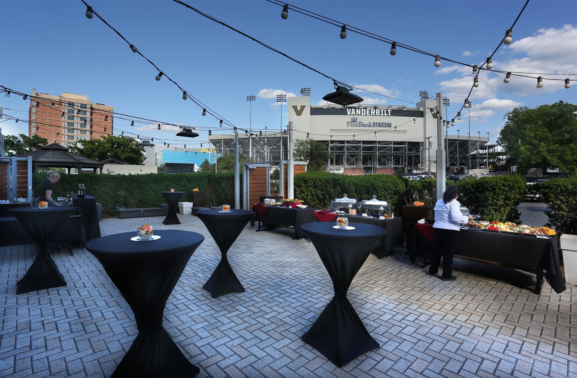 Holiday Inn Nashville-Vanderbilt (Dwtn) in Nashville, TN