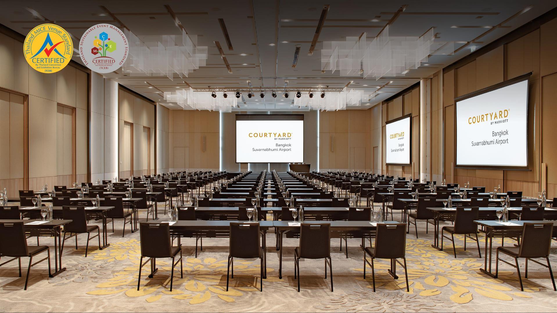 Courtyard by Marriott Bangkok Suvarnabhumi Airport, Bangkok, TH