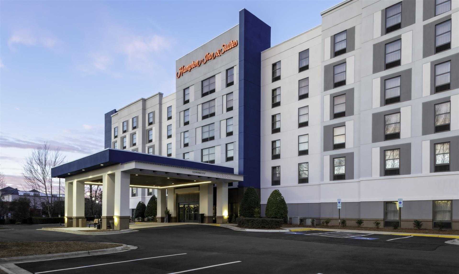 Hampton Inn & Suites Concord Charlotte в Concord, NC