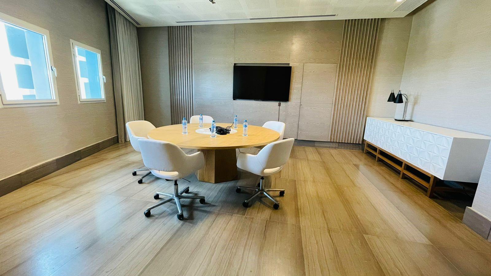 Изображение помещения для встречи