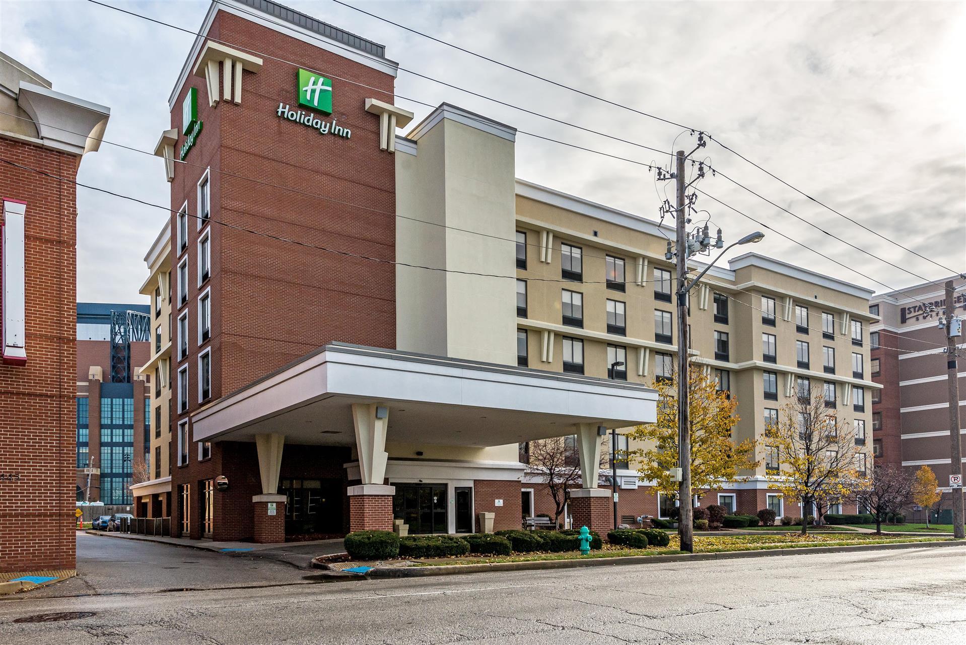 Holiday Inn Indianapolis Downtown image