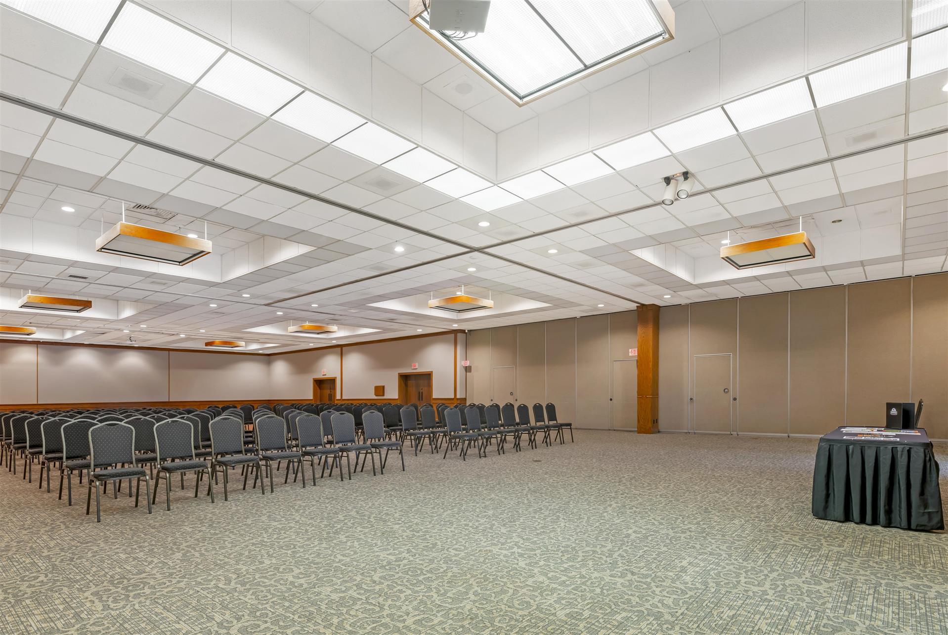 Fairway Inn & Suites image