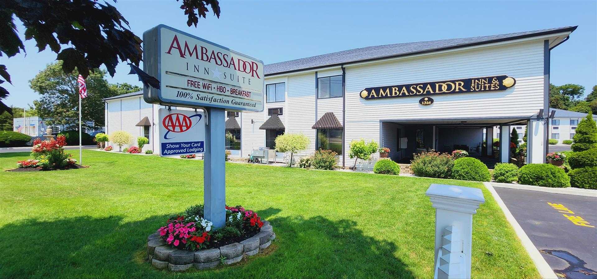 The Ambassador Inn & Suites i Yarmouth, MA