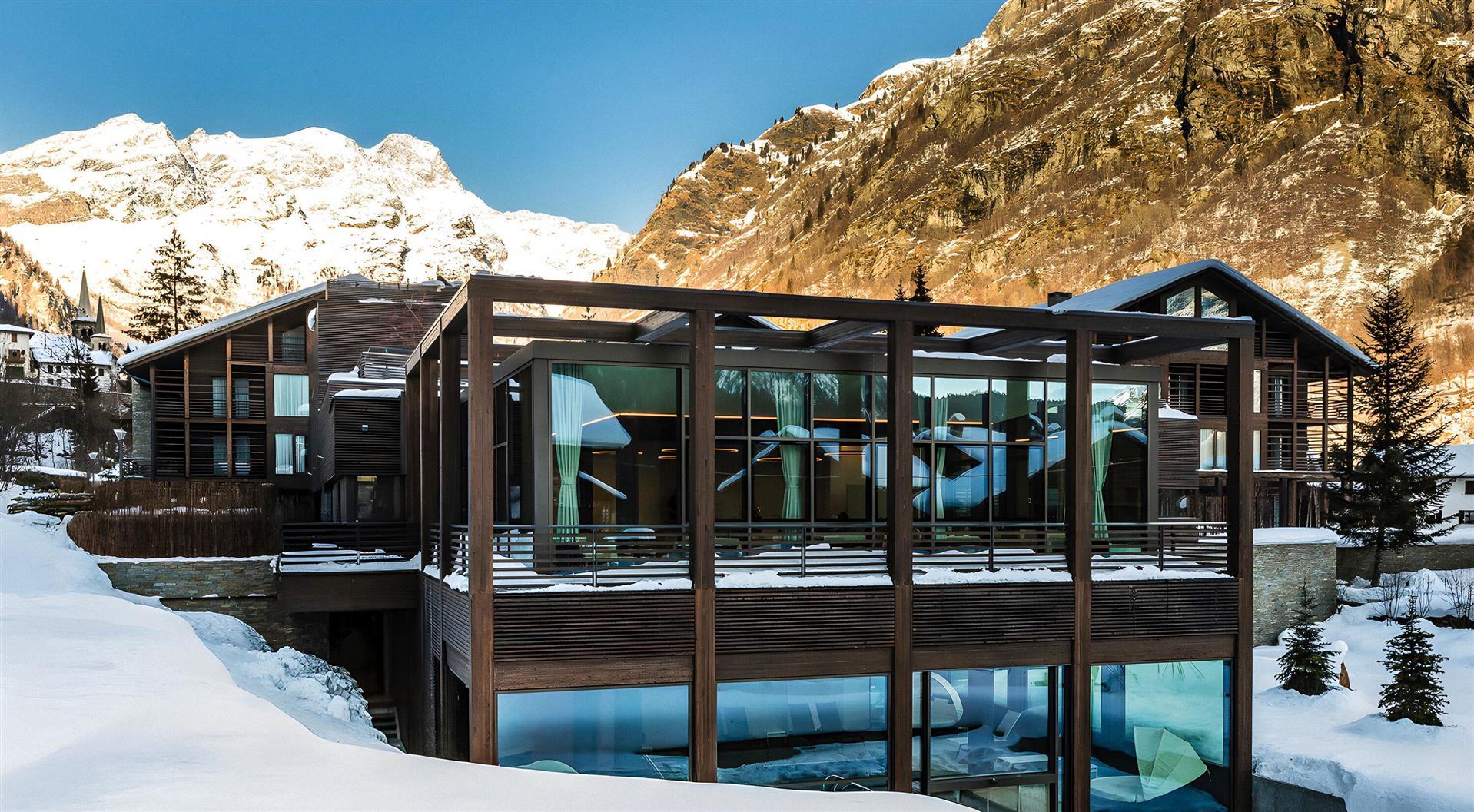 NH Collection Alagna Mirtillo Rosso image