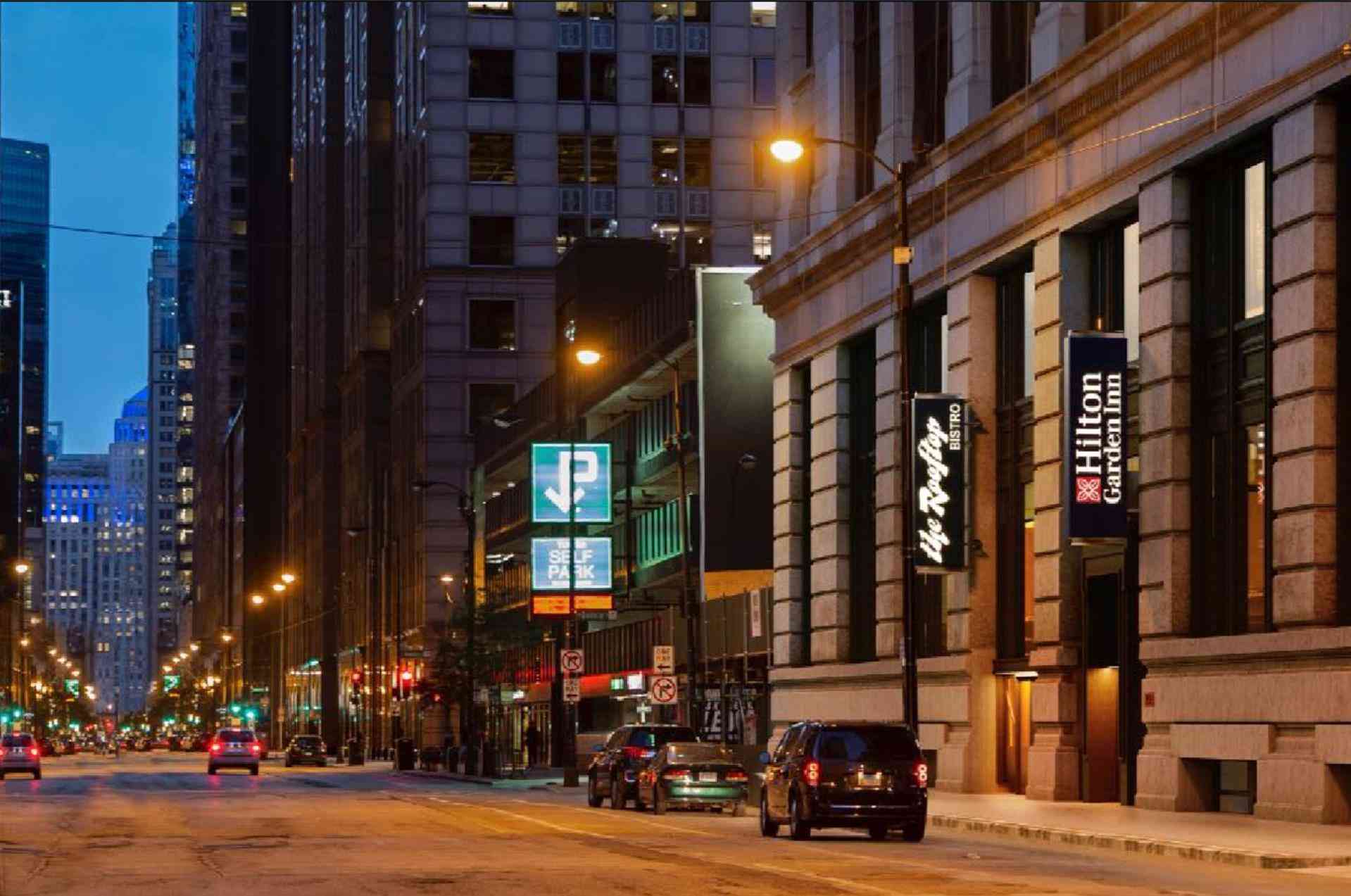 Hilton Garden Inn Chicago Central Loop в Chicago, IL