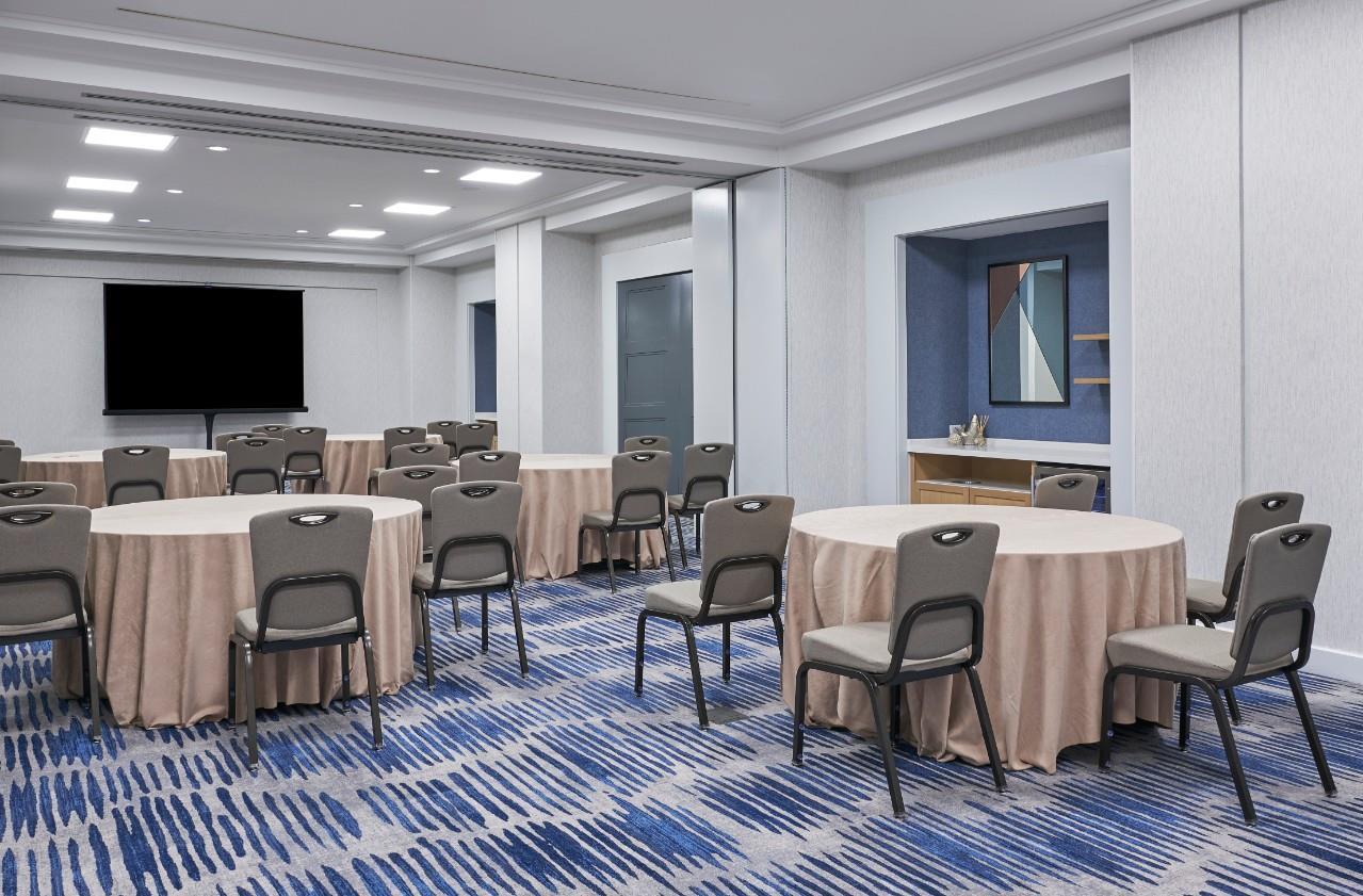 Изображение помещения для встречи